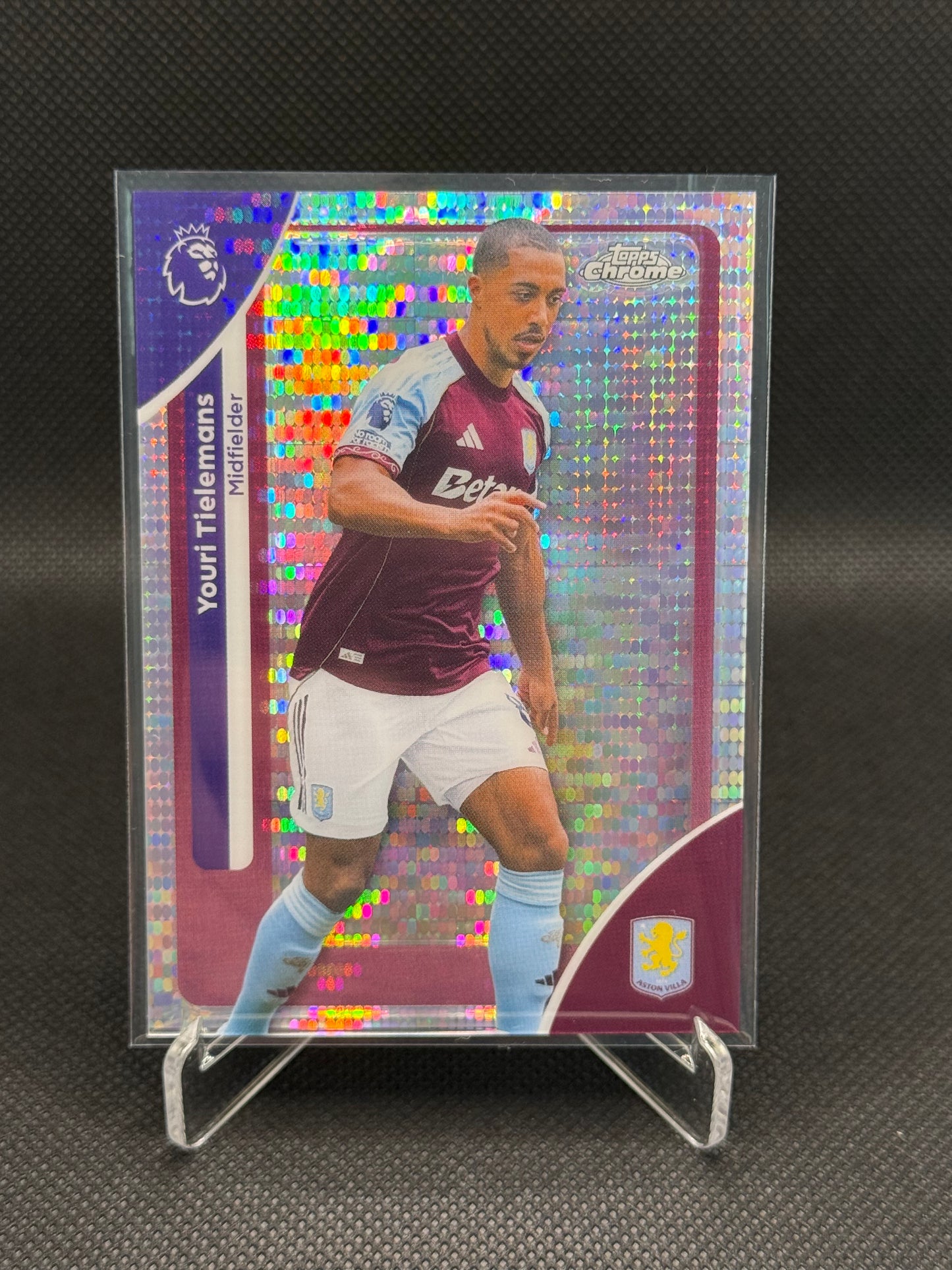 Youri Tielemans – Topps Chrome Refractor