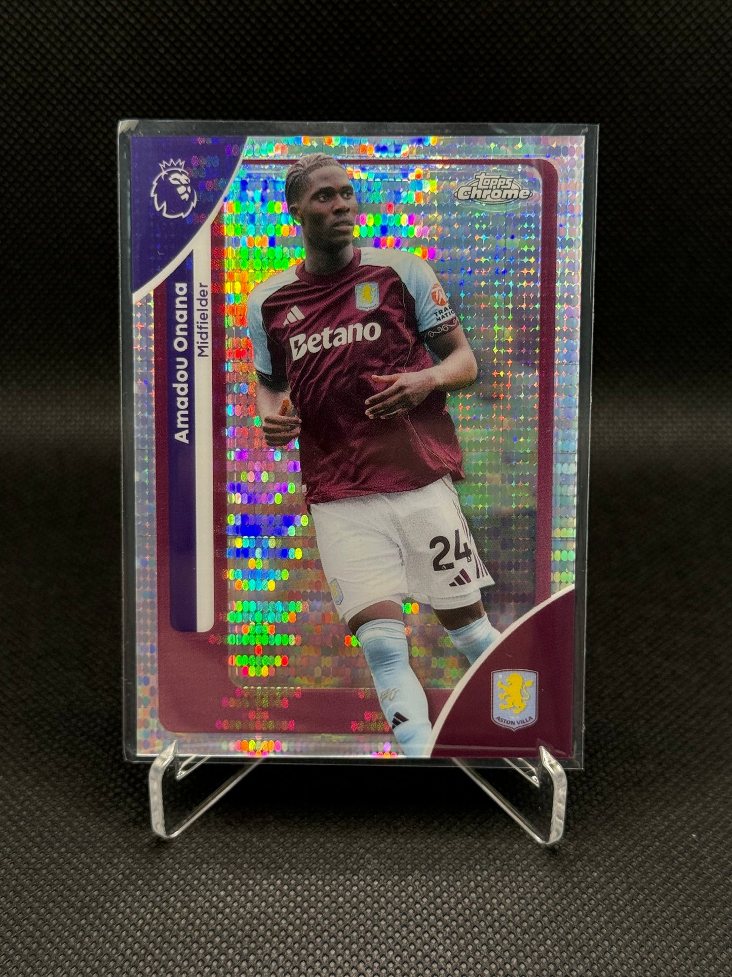 Amadou Onana – Topps Chrome Refractor