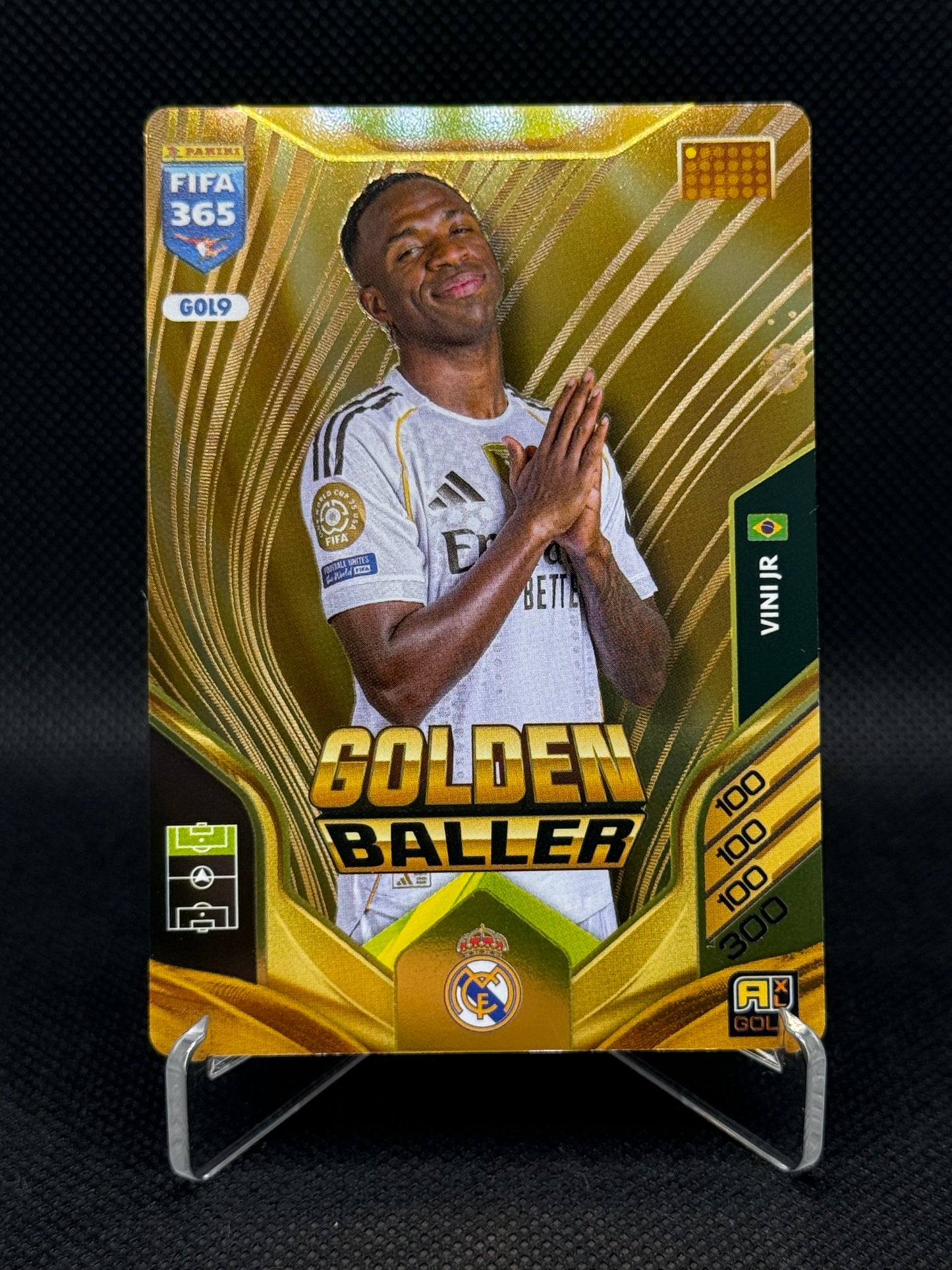 Vinícius Jr – Golden Baller Insert – Panini Adrenalyn XL 2026