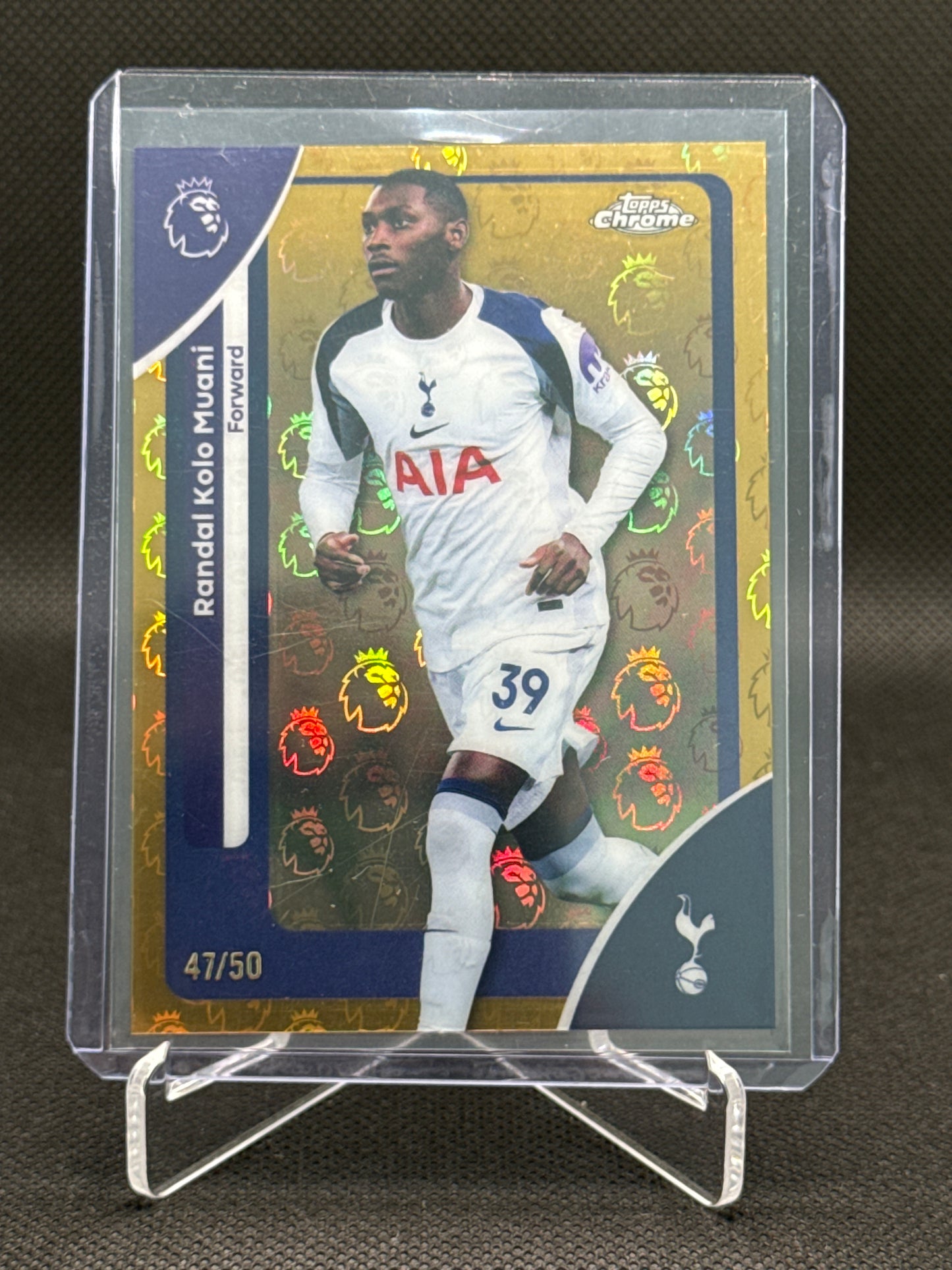 Randal Kolo Muani – Gold Logofractor 47/50 – Topps Chrome