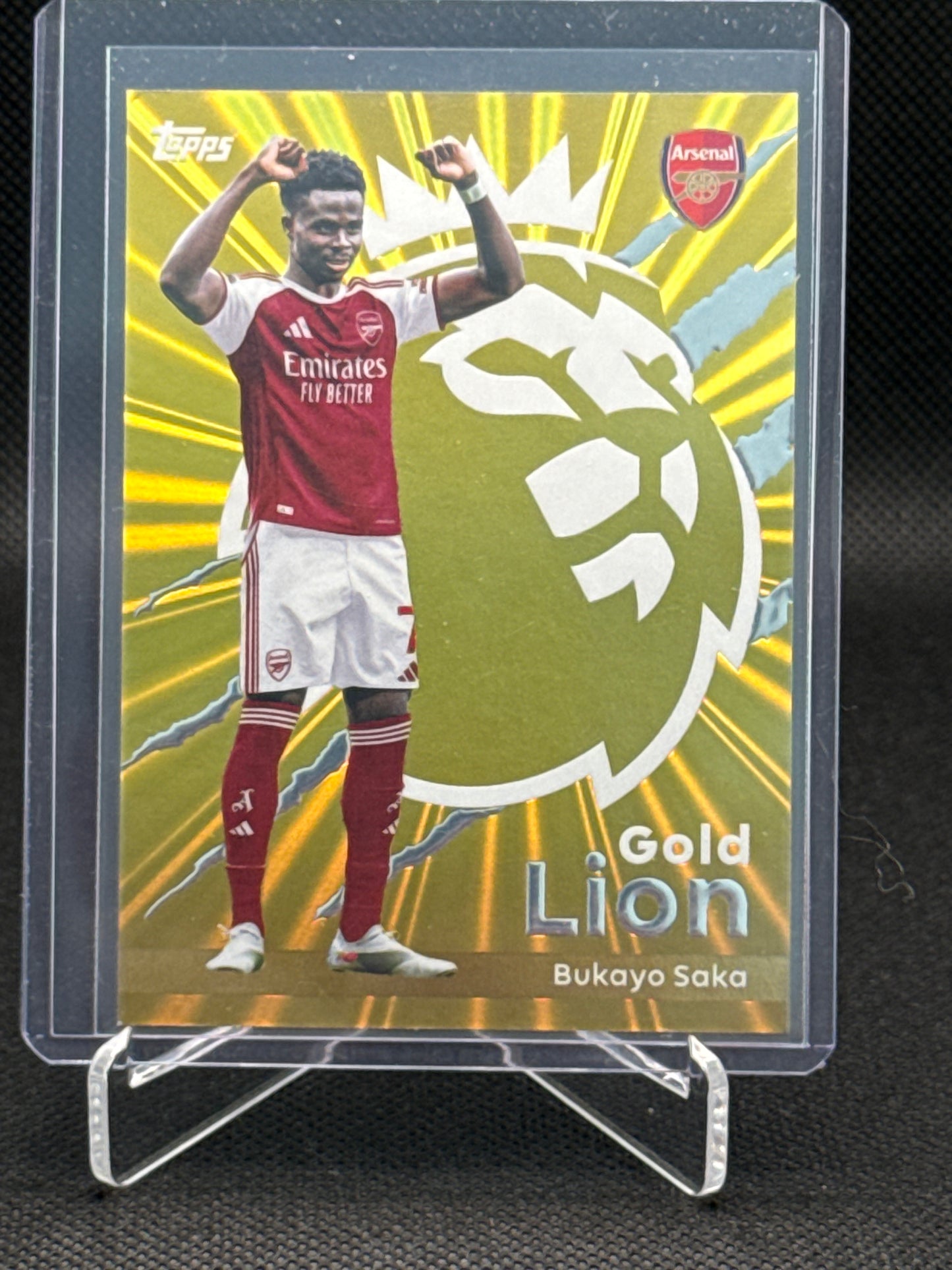 Bukayo Saka – Gold Lion Insert – Topps Premier League Debut