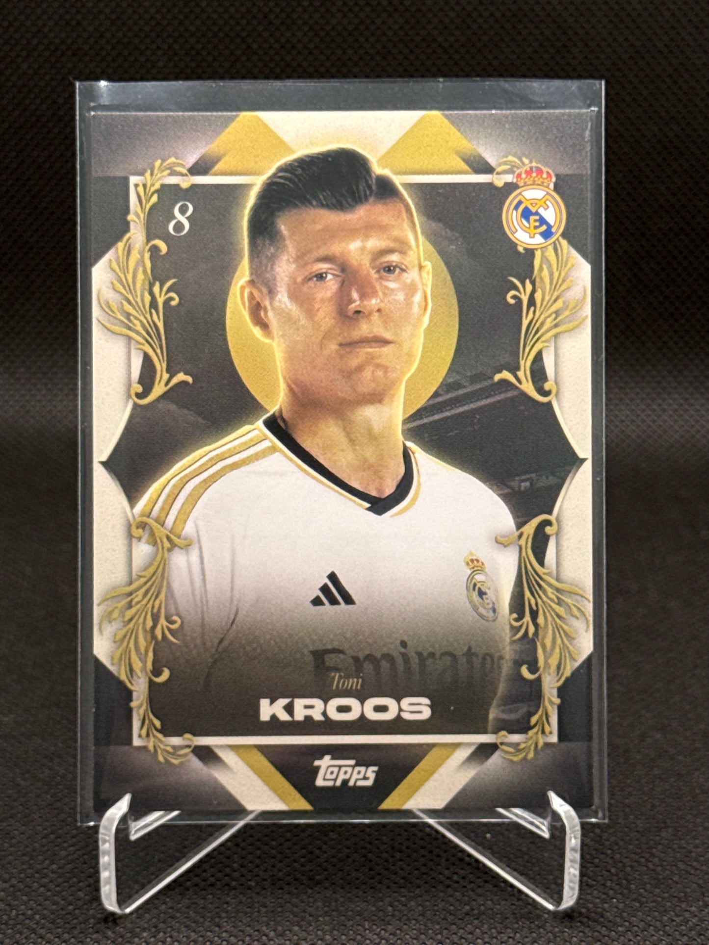Toni Kroos – Los Blancos Premium Card – Topps Real Madrid